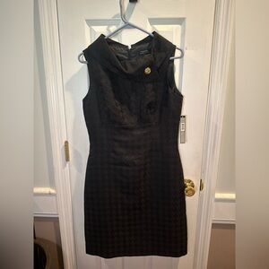 NWT‎ Tahari ASL Black Alan Textured Shift Dress Cowl Neck Sz 6 Gold Accent